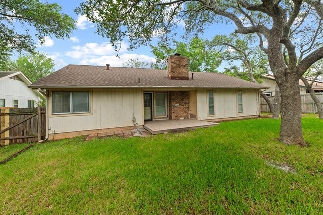 Building Photo - 3509 Monument Dr