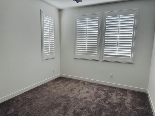 Building Photo - 41138 Harvey Mudd Dr