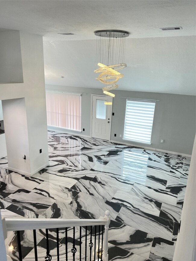 Building Photo - 10123 Early Spring Dr