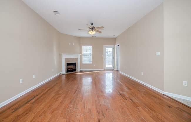 Building Photo - 528 Casey Ct