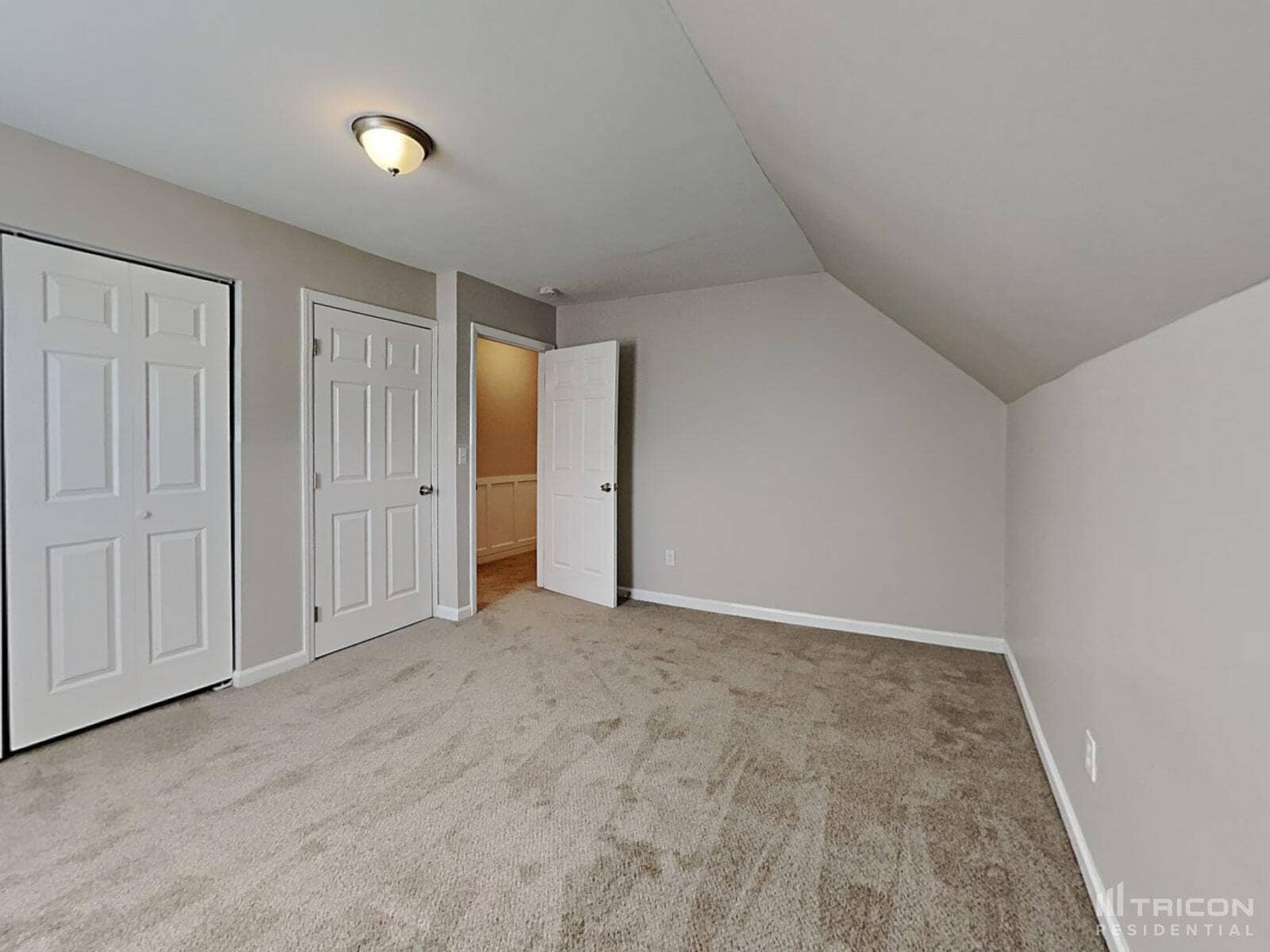 Building Photo - 124 Red Feather Ct