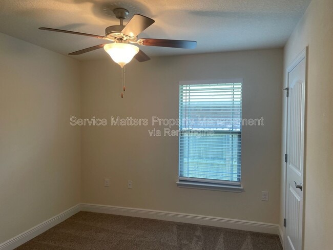 Building Photo - 4170 Roosevelt Way