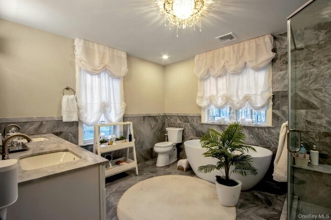 Building Photo - 129 Washington Spg Rd