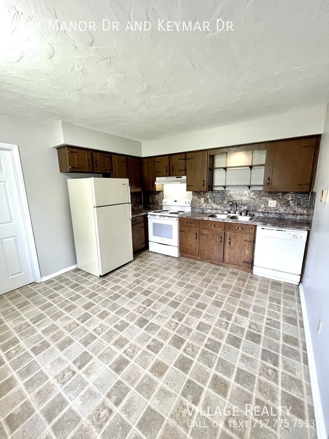 Building Photo - Most utilities included! Large 2-Bed apart...