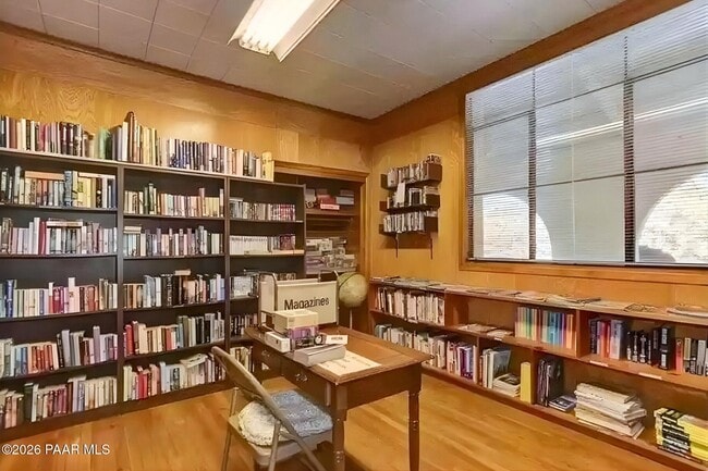 Building Photo - 2518 Hilltop Rd