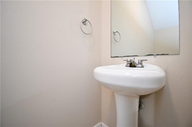 Building Photo - 639 Mill Stone Bluff