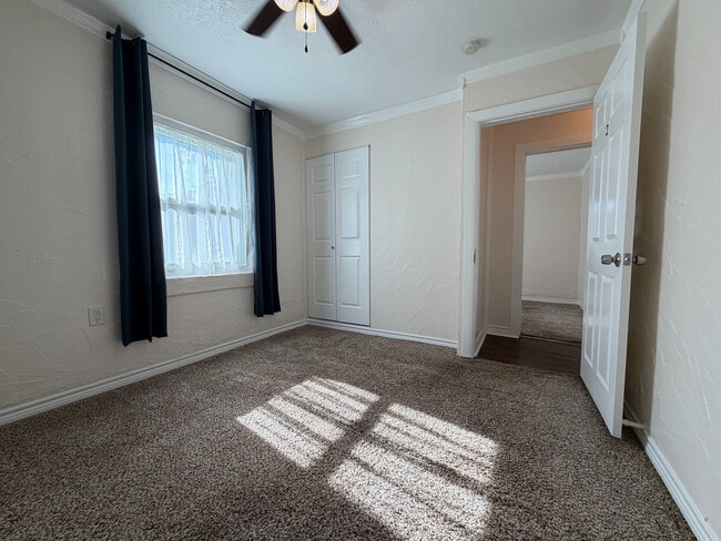 Building Photo - Room in Single Family Home on Hayes Ct