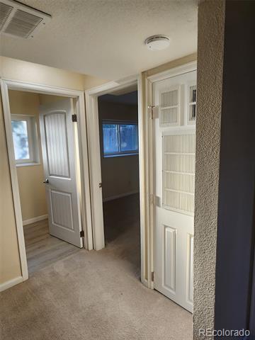 Building Photo - 9225 Clermont Dr