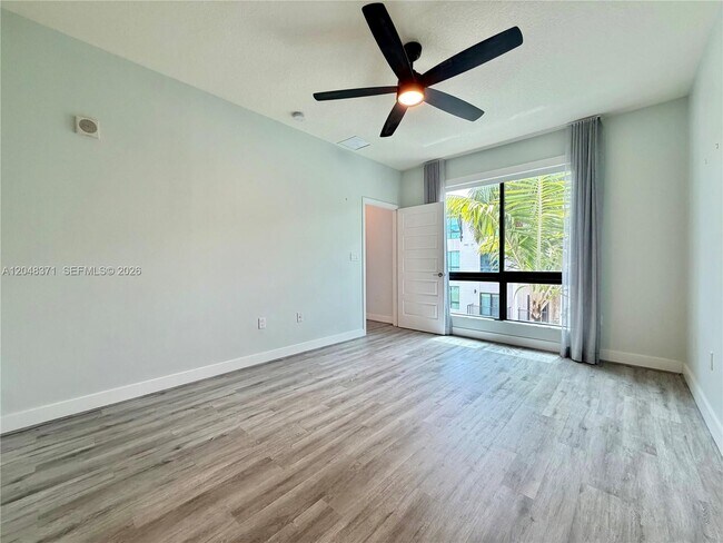 Building Photo - 4740 NW 84th Ct