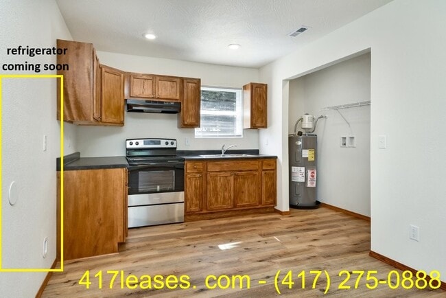 Building Photo - 2320 N Taylor Ave
