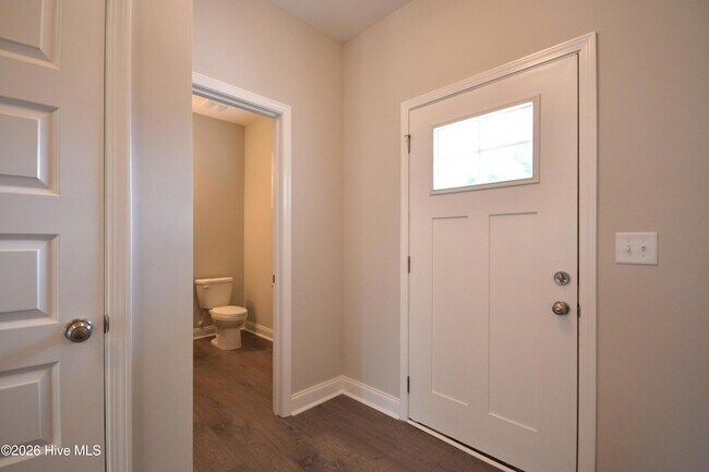 Building Photo - 388 Atwood Dr