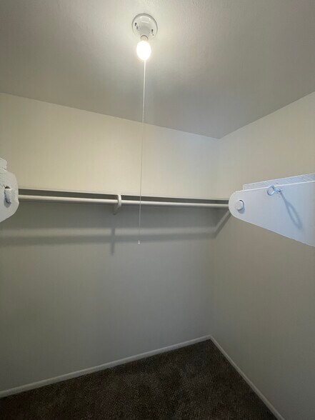 Master closet2 - 225 N Standage