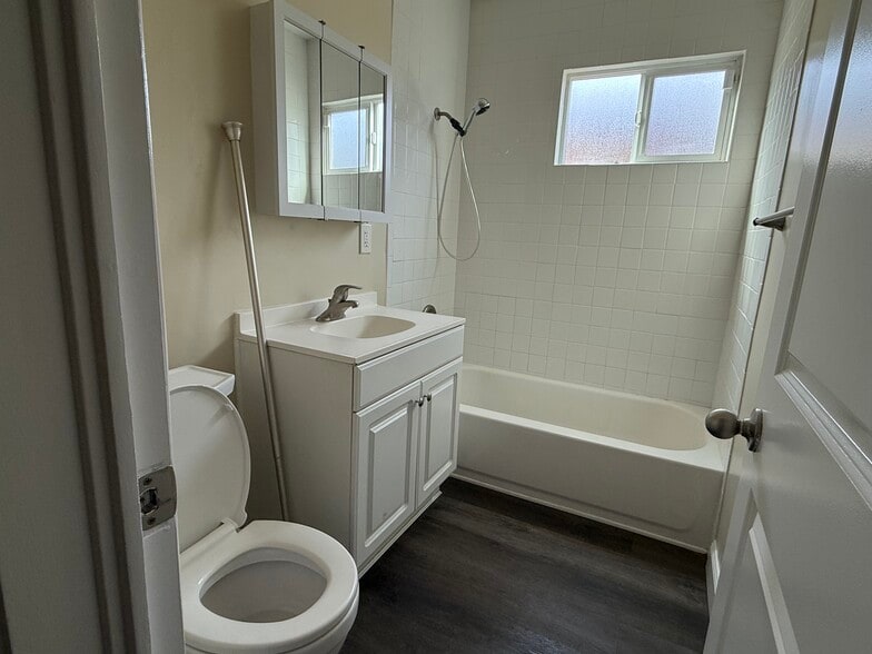 Bathroom. - 4433 W 159th St