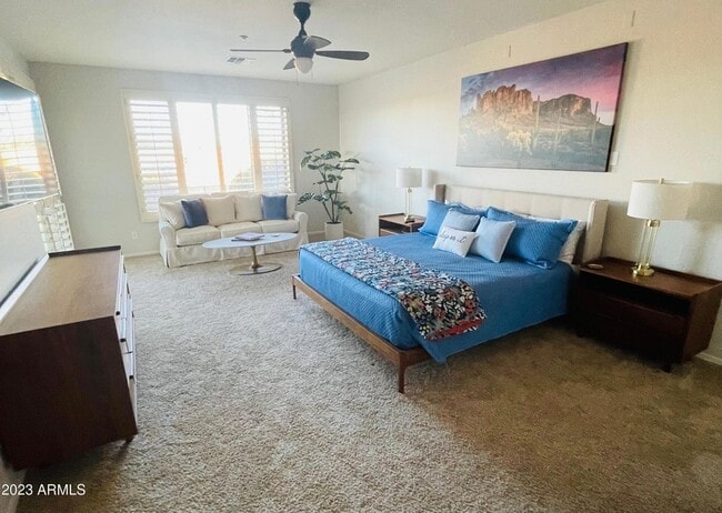 Building Photo - 41520 N River Bend Ct