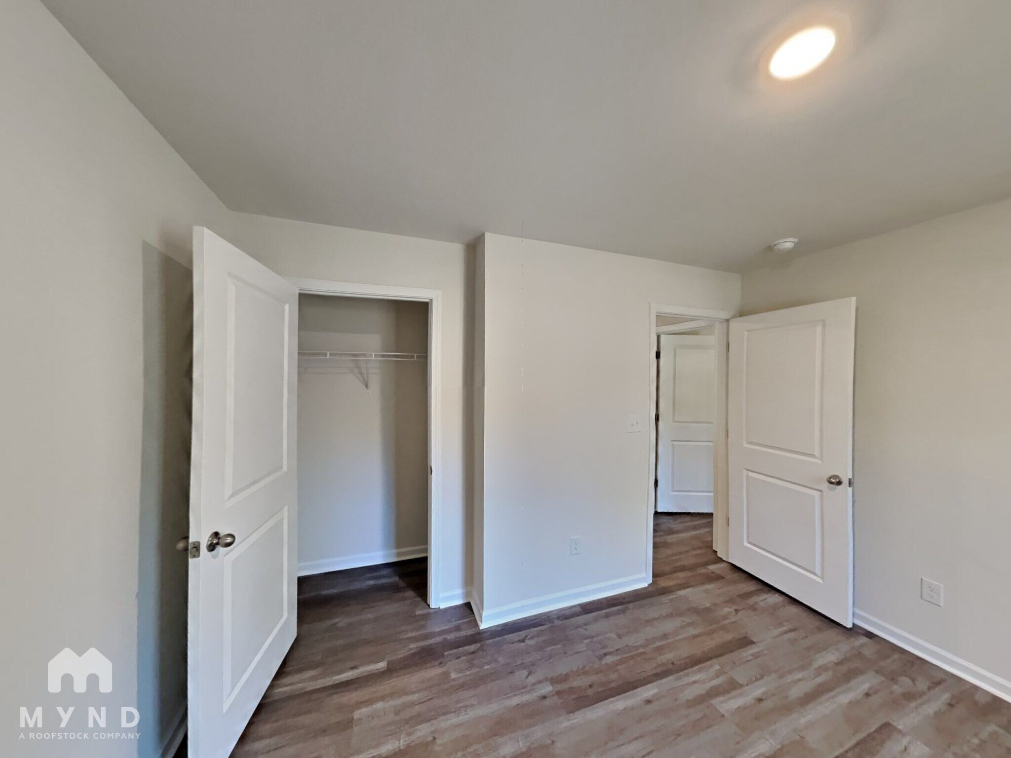 Building Photo - 2331 Mdw Strm Dr