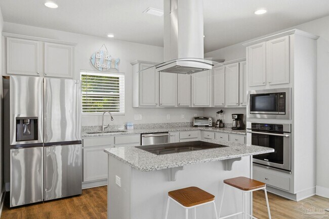 Building Photo - 7967 Double Gate Dr