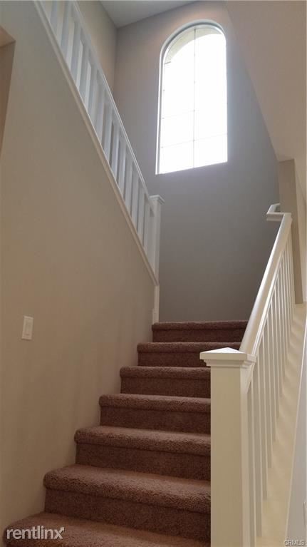 Building Photo - 3 br, 2 bath Townhome - 3248 Edgewood Rd