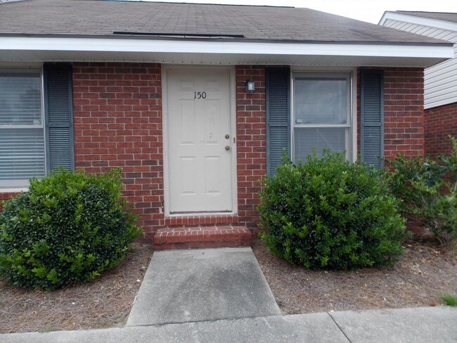 Building Photo - 140 Lanier Dr