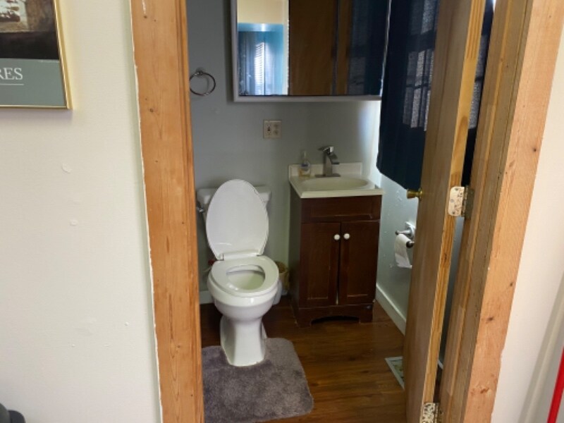 Building Photo - 18 Rogge St