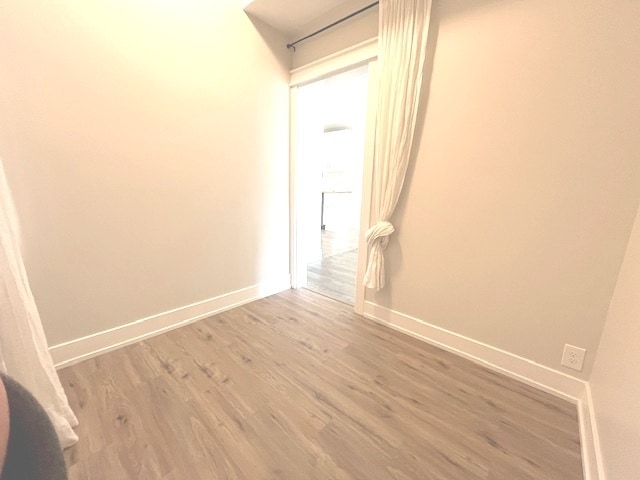 Building Photo - 1943 N Winchester Ave