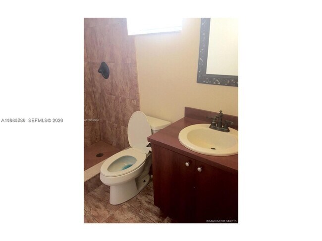 Building Photo - 1820 N 17th Ave