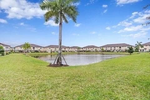 Building Photo - 2857 Bard St