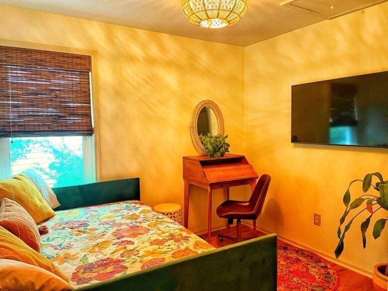 Building Photo - 16 Townes Square Ln