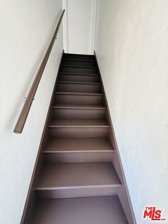 Building Photo - 1801 W 39th St