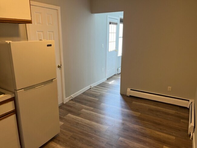 Colonial Road - 116 Colonial Rd Stamford CT 06906 | Apartment Finder