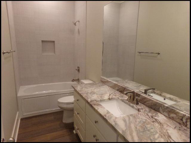 Building Photo - 514 Corondelet Ln