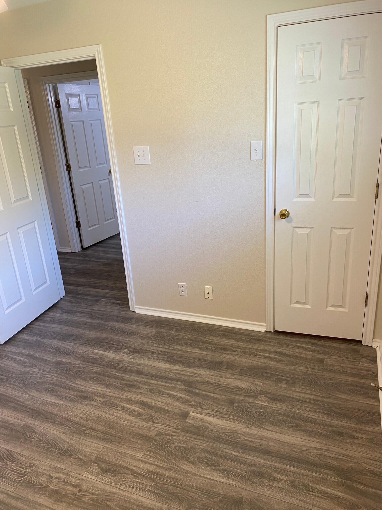 Building Photo - 2918 W Parnell St