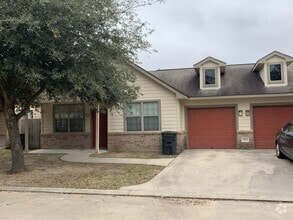 Building Photo - 21439 E Wallis Dr