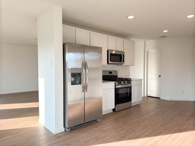 Building Photo - 1122 Rustic Willow Dr