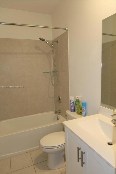 Building Photo - 18240 SW 148th Rd