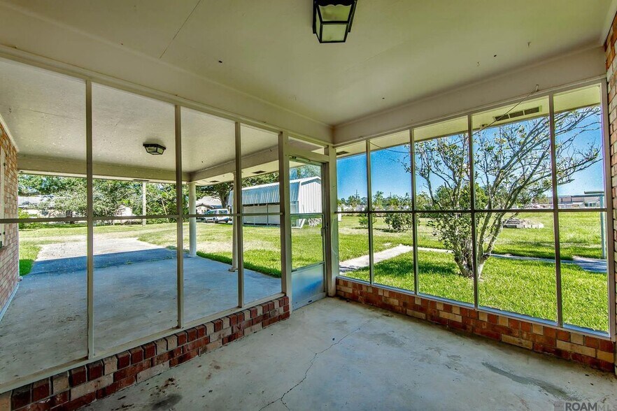 Building Photo - 4744 LA-1