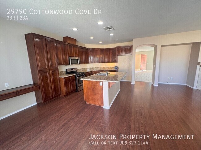Building Photo - 29790 Cottonwood Cove Dr