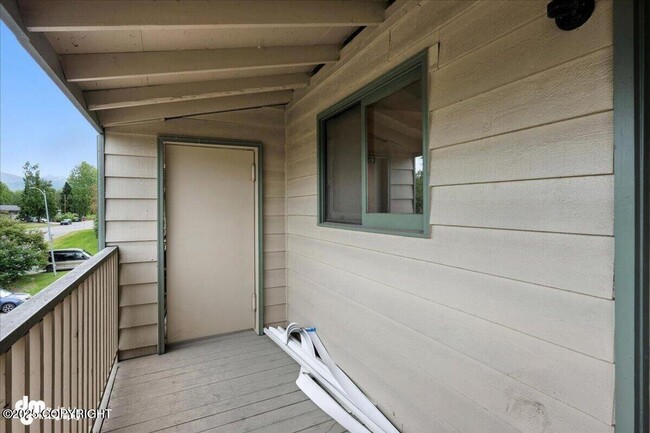 Building Photo - 305 Donna Dr