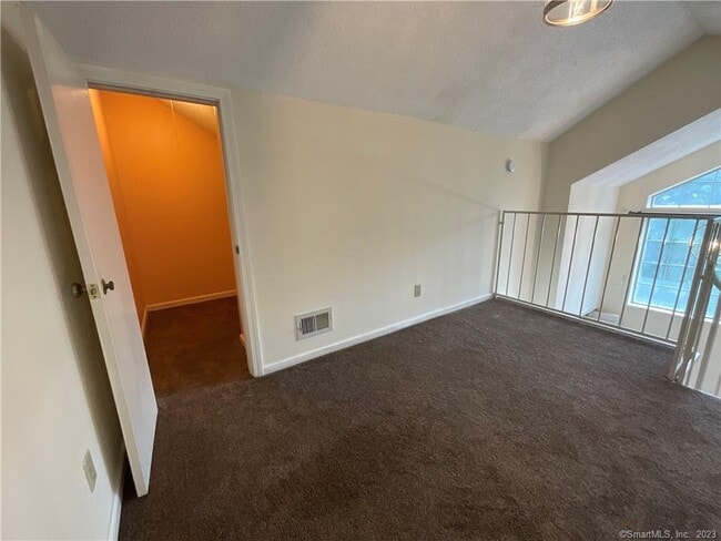 Building Photo - 298 Carriage Crossing Ln