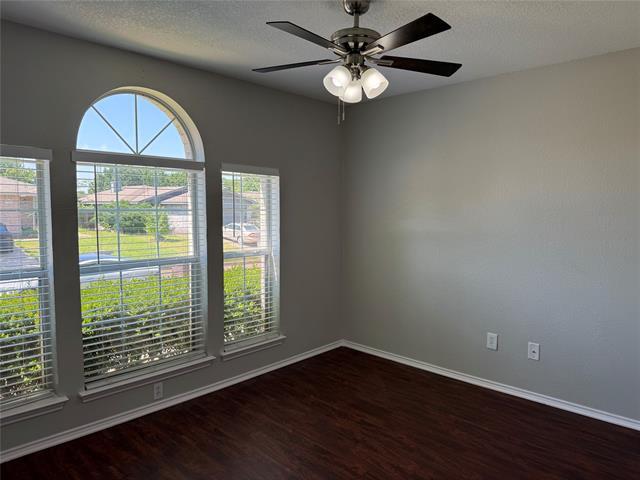 Building Photo - 10239 Blackjack Oaks Dr