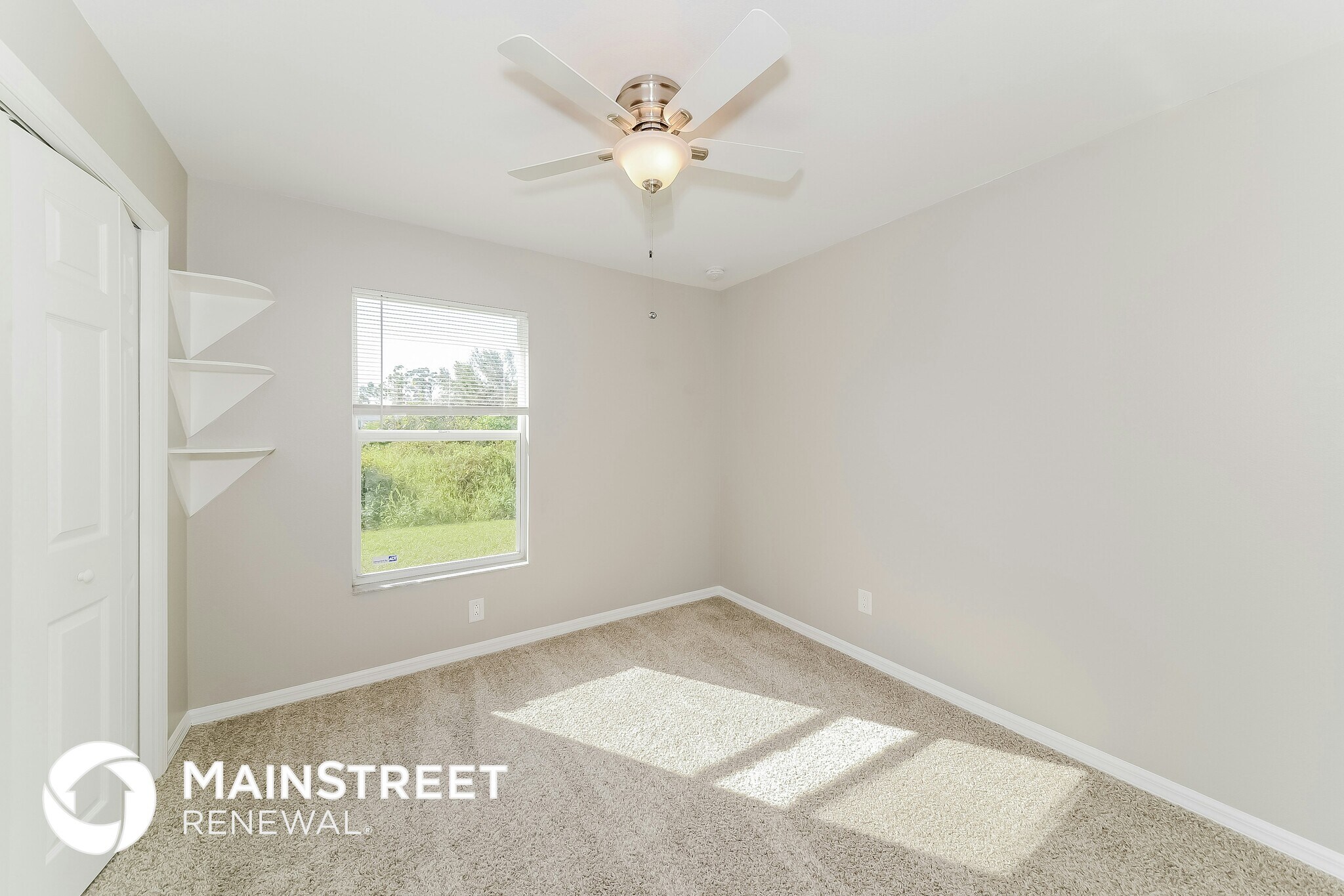 Building Photo - 1366 Fairoaks Dr