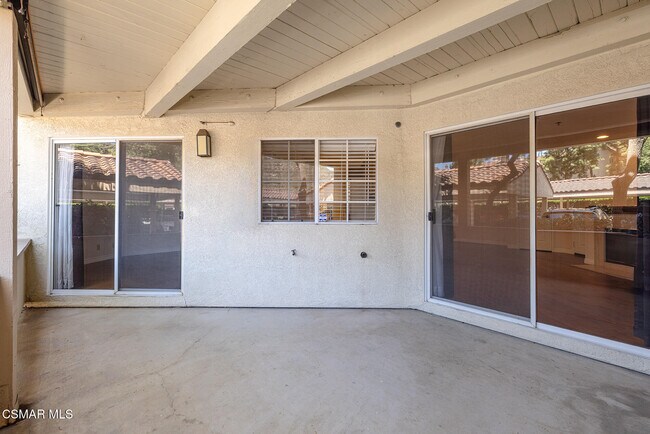 Building Photo - 5744 Oak Bend Ln