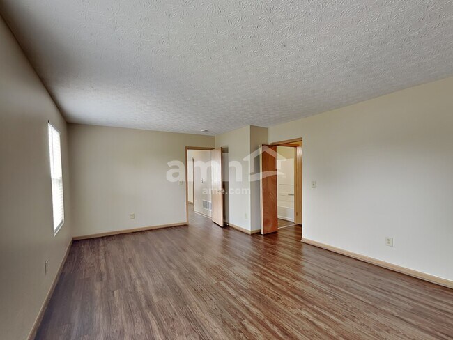 Building Photo - 7523 Canal Highlands Blvd