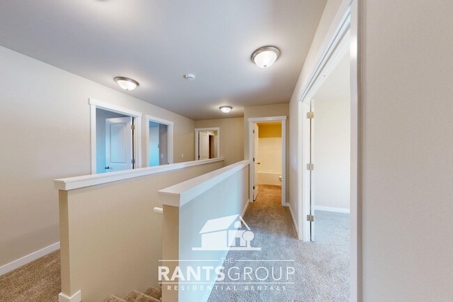 Building Photo - Leah's Landing