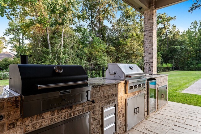 Building Photo - 25019 Butler Hill Ct