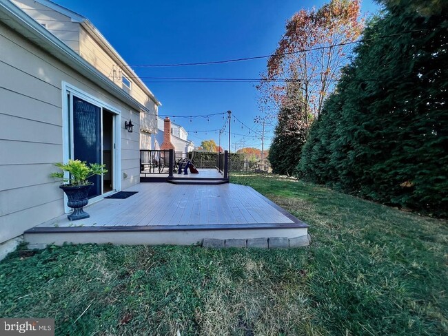 Building Photo - 918 Rockwell Rd