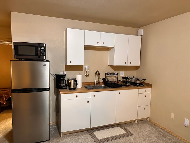Building Photo - 4720 72nd Dr NE