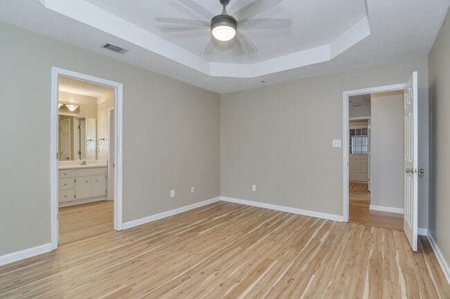 Building Photo - 529 St Julian Pl