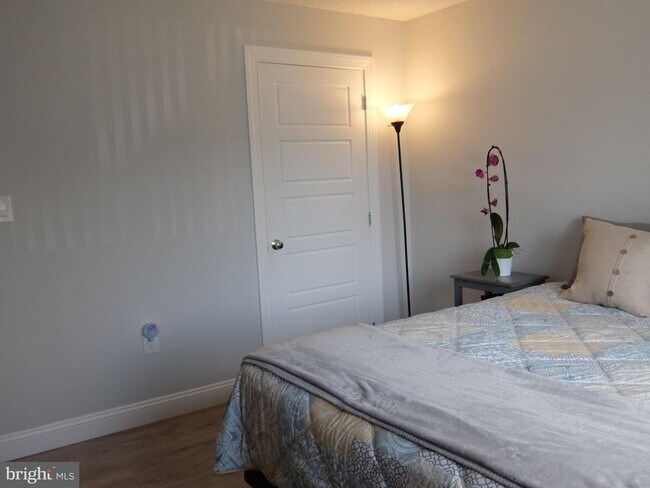 Building Photo - 5307 Ravens Crest Dr