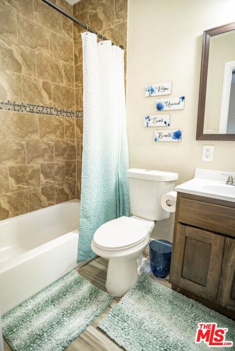 Building Photo - 1134 E 35th St