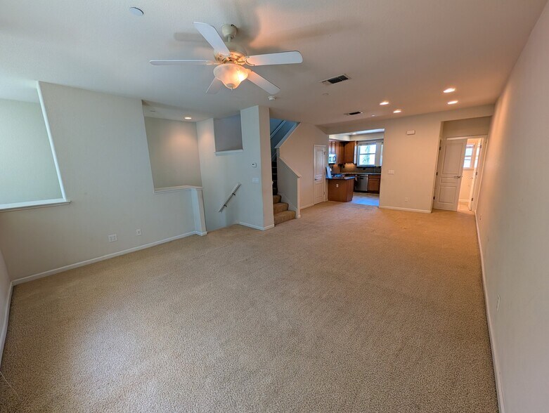 Building Photo - 1319 De Altura Common